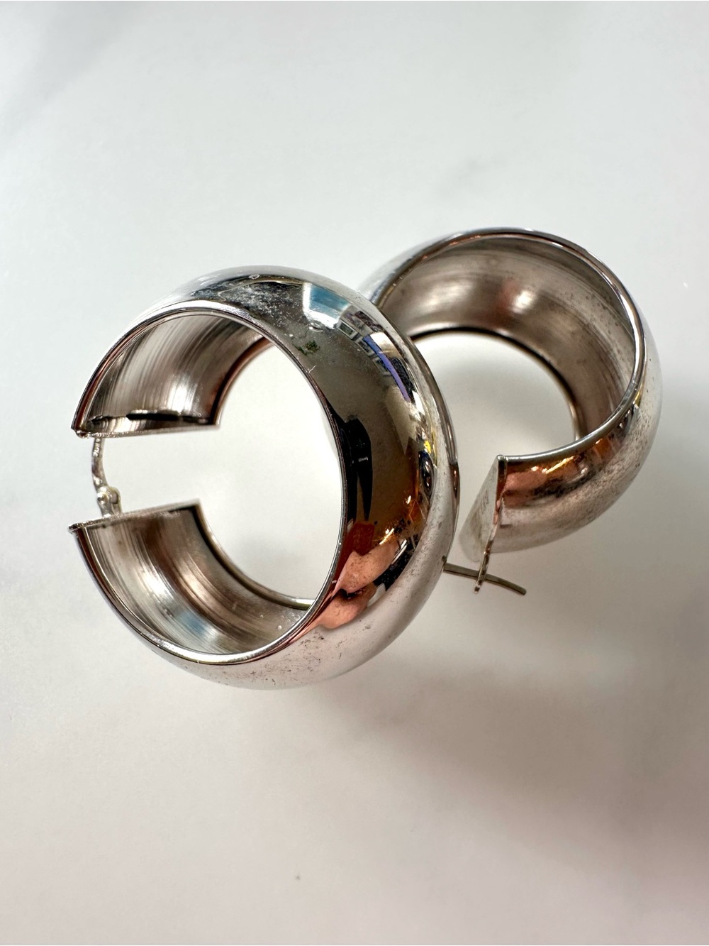 Bellezza Chunky Silver Tone Wide Hoop Earrings 1.5” Signed Statement